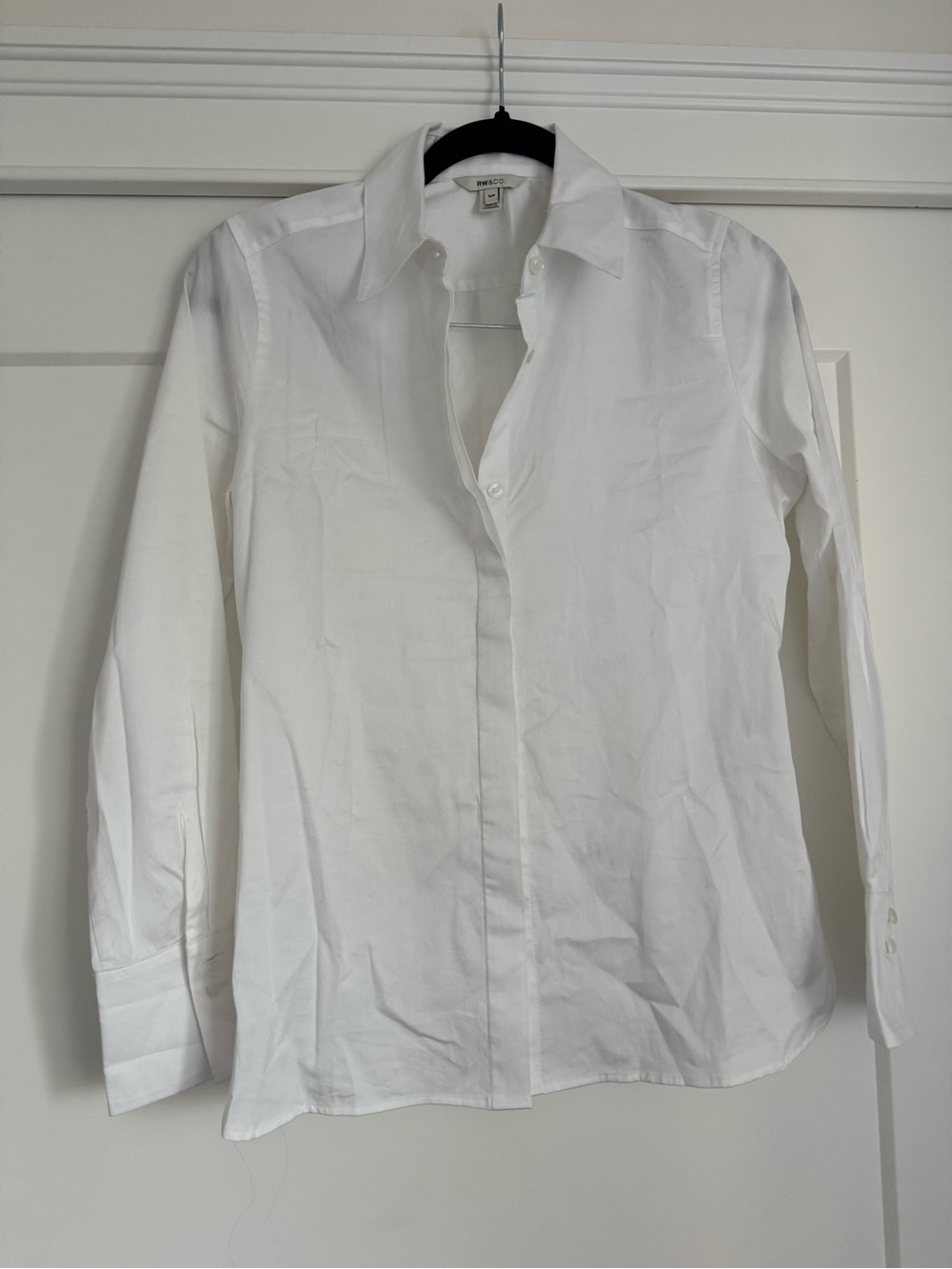 Long Sleeve Button-Up Shirt - Small